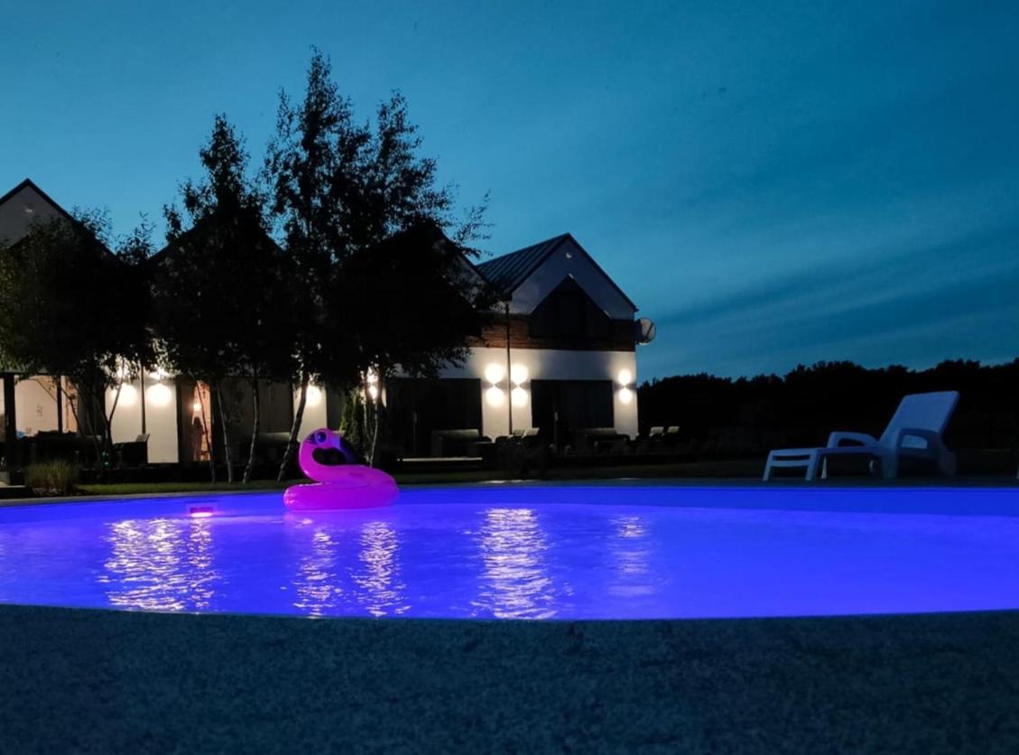 Slonce I Woda Domki Caloroczne, Klimatyzacja, Podgrzewany Basen, Bezplatny Parking ウェバ エクステリア 写真